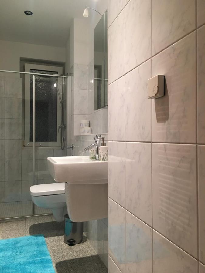 Messe Zu Fuss Apartment Hannover Bagian luar foto
